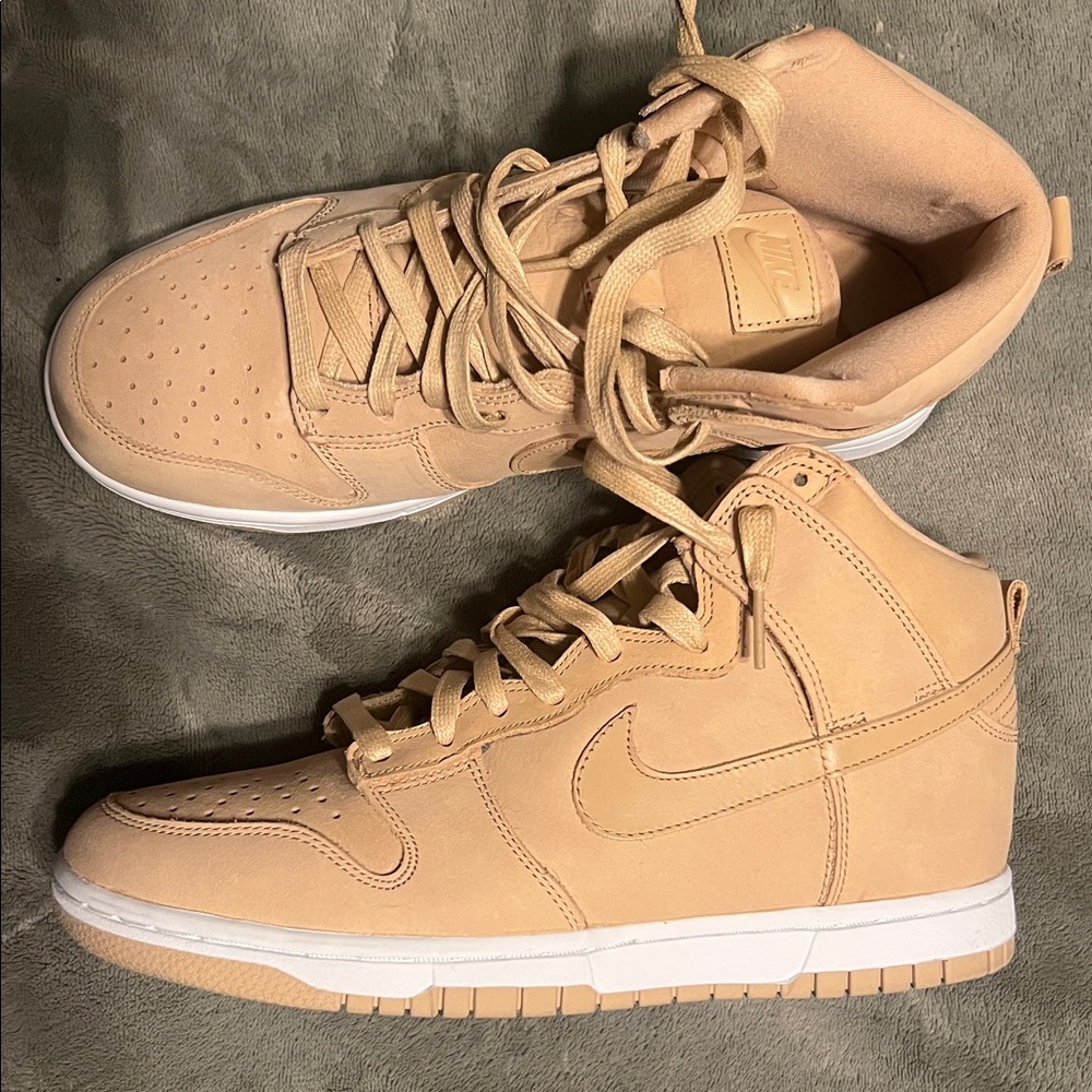 Nike Beige High-Top Sneakers
